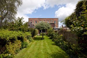 Rear Aspect (1) - click for photo gallery